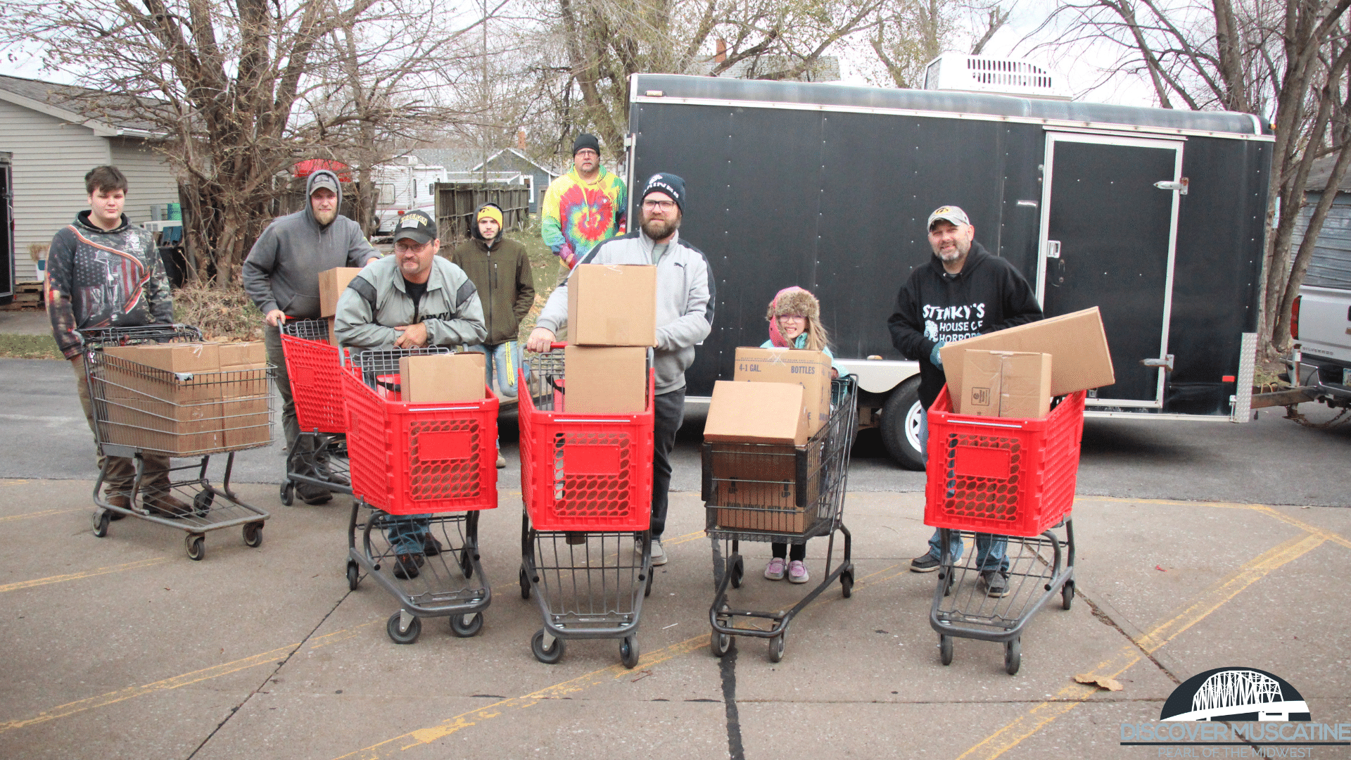 httpsdiscovermuscatine.comstinkys-house-of-horrors-donates-to-salvation-army 2