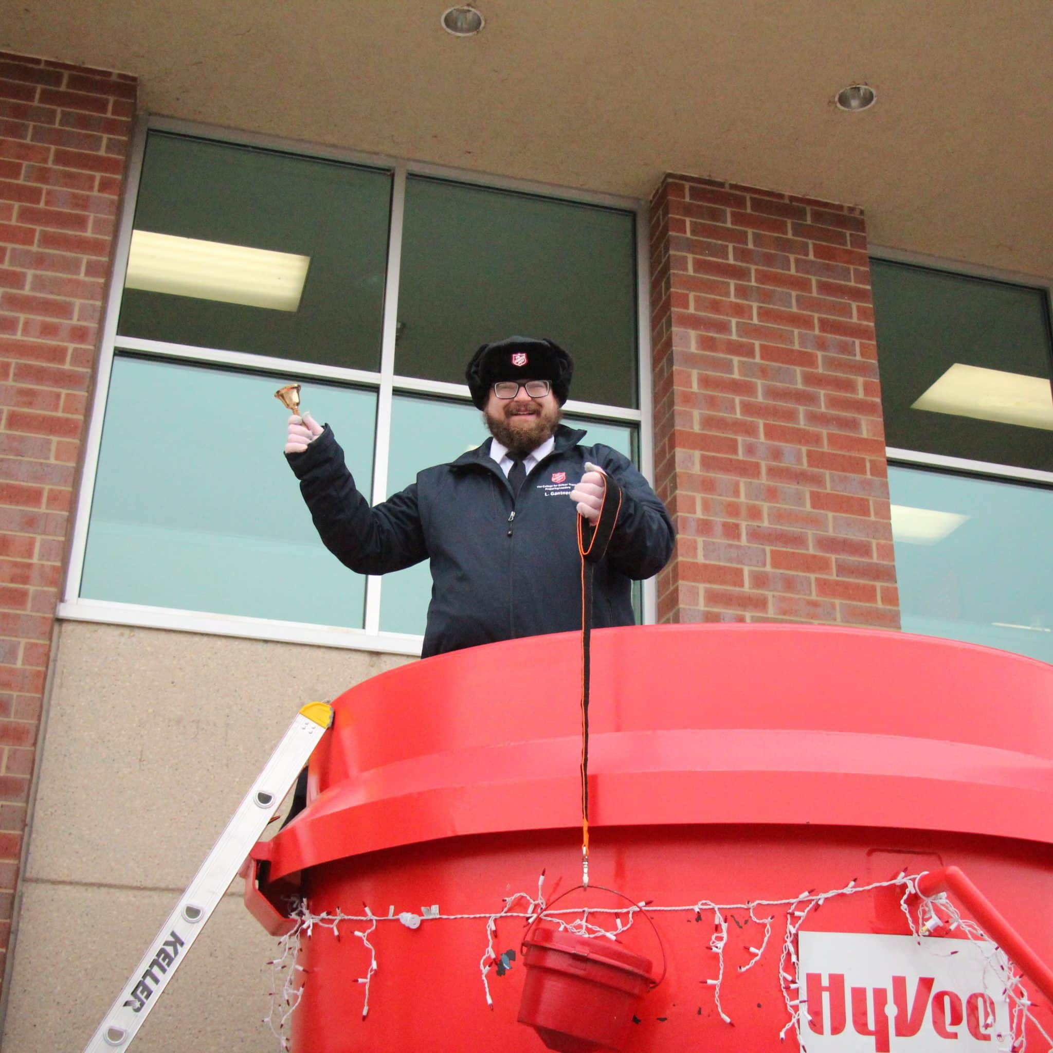 Salvation Army Rises To Challenge And Breaks Red Kettle Goal | Discover ...