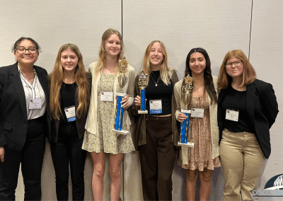 Muscatine High Key Club wins awards at district convention