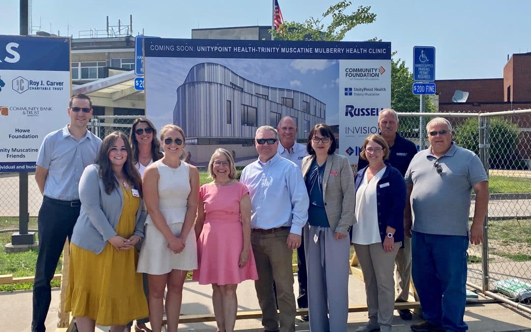 Congresswoman Miller-Meeks Visits Mulberry Health Clinic in Muscatine