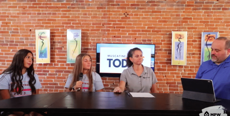 Varsity Softball Golf Fundraiser | Muscatine Today Show